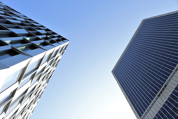 樓宇自動(dòng)化,再忙也要看一下!(圖1) low angle photography of high rise building (1).jpg